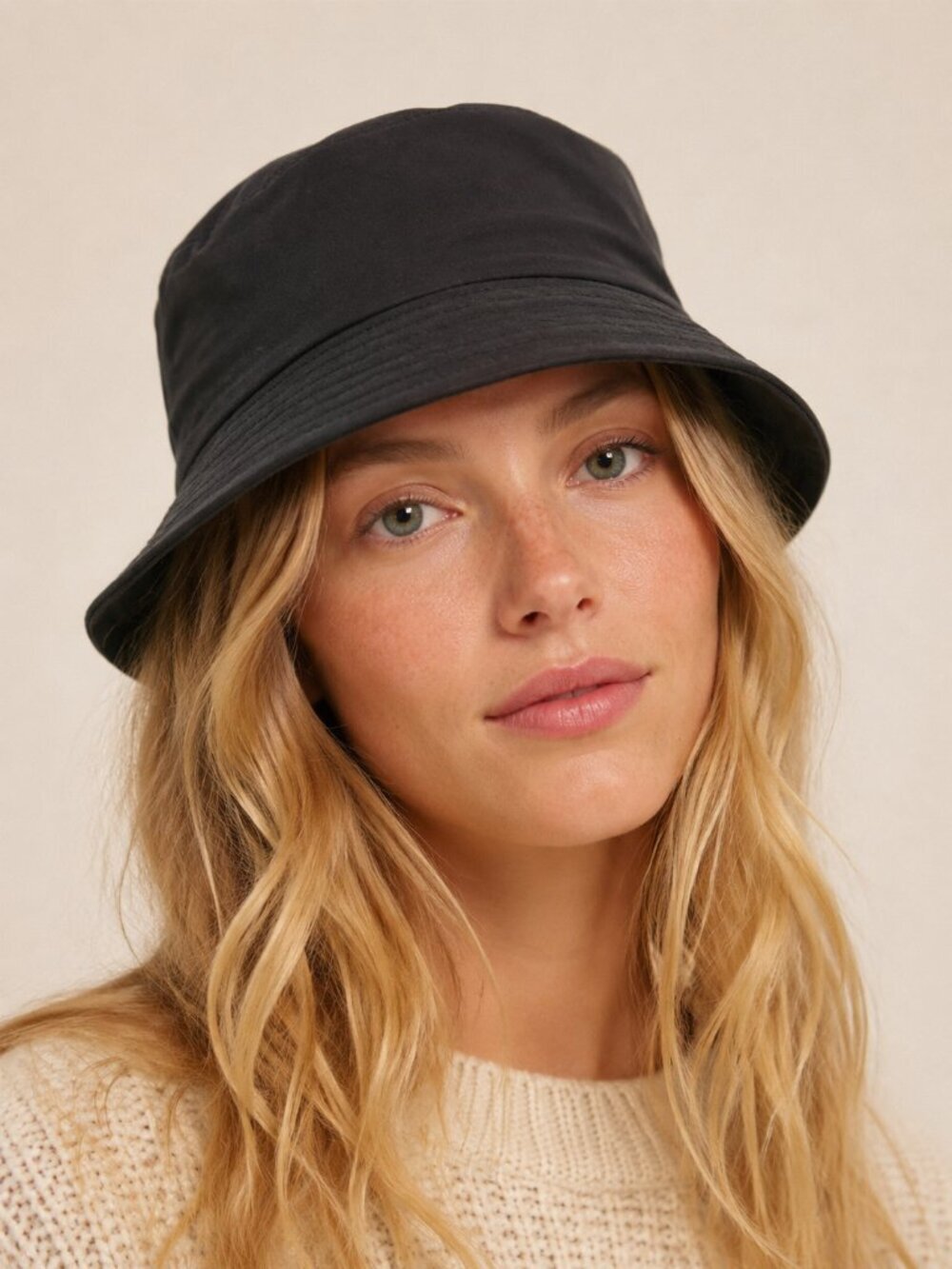 2/$30 NEW! Bucket Hat Solid Black